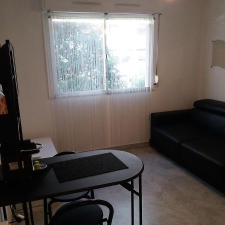 Studio Bord De Mer Nice Ouest Daire Dış mekan fotoğraf