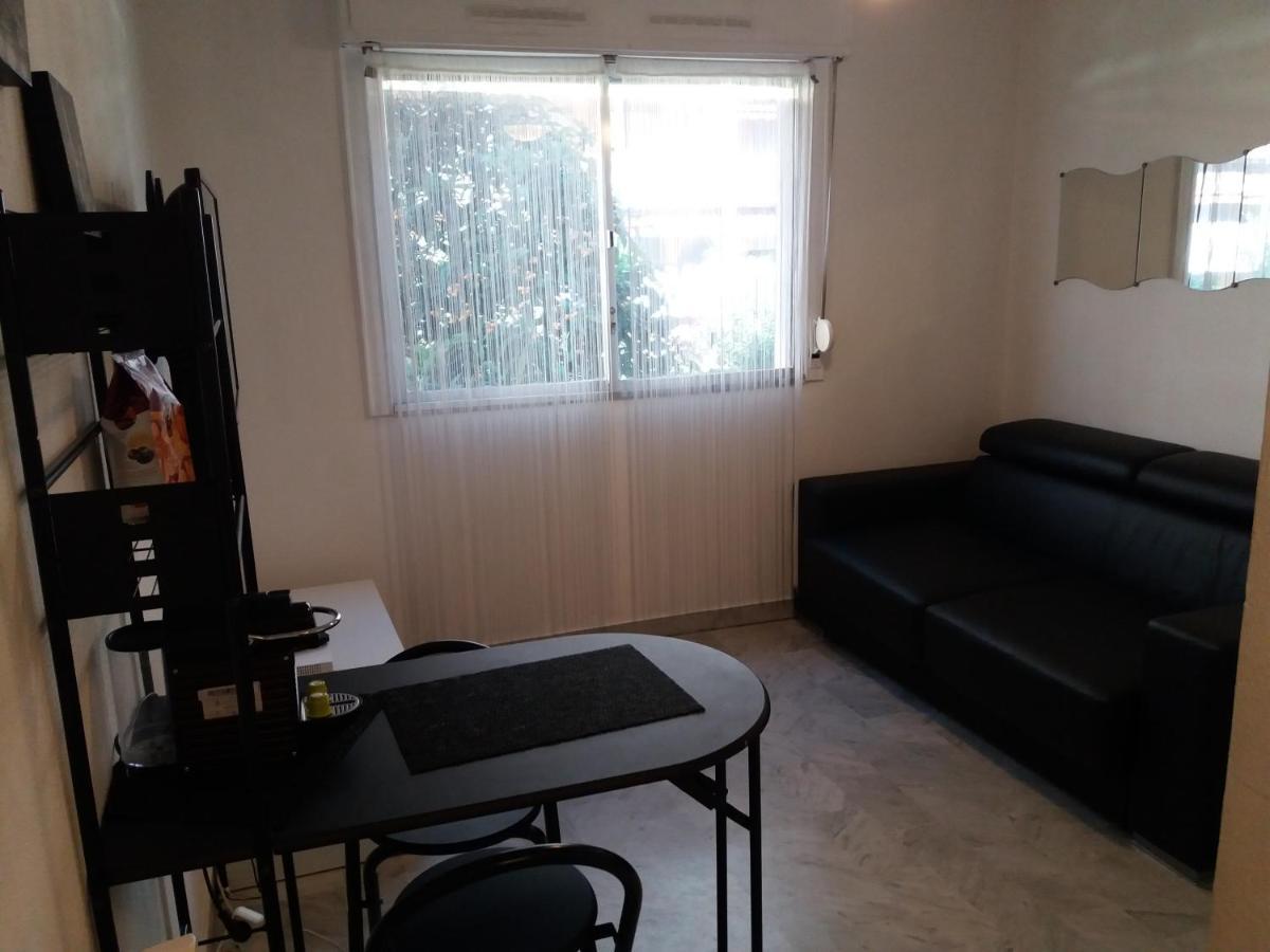 Studio Bord De Mer Nice Ouest Daire Dış mekan fotoğraf